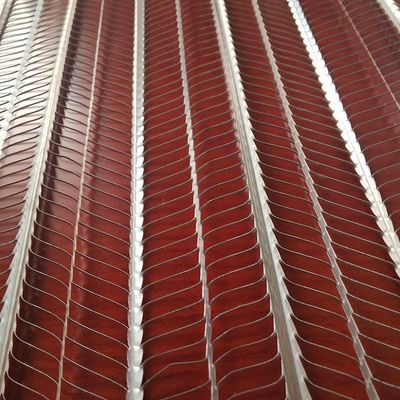2 m de treillis galvanisé à côtes pour moulin à rouleaux