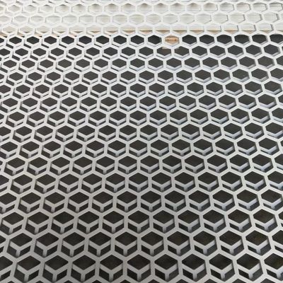 Faisceau d'acier perforé à faible teneur en carbone