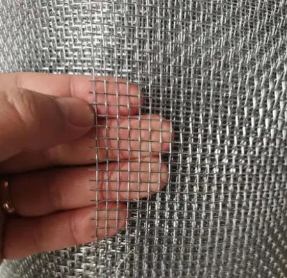Résistance à la traction élevée Maillage tissé avec fil de fil de diamètre 0,6 mm 0,7 mm 0,8 mm 0,9 mm 1,0 mm 1,6 mm Blanc